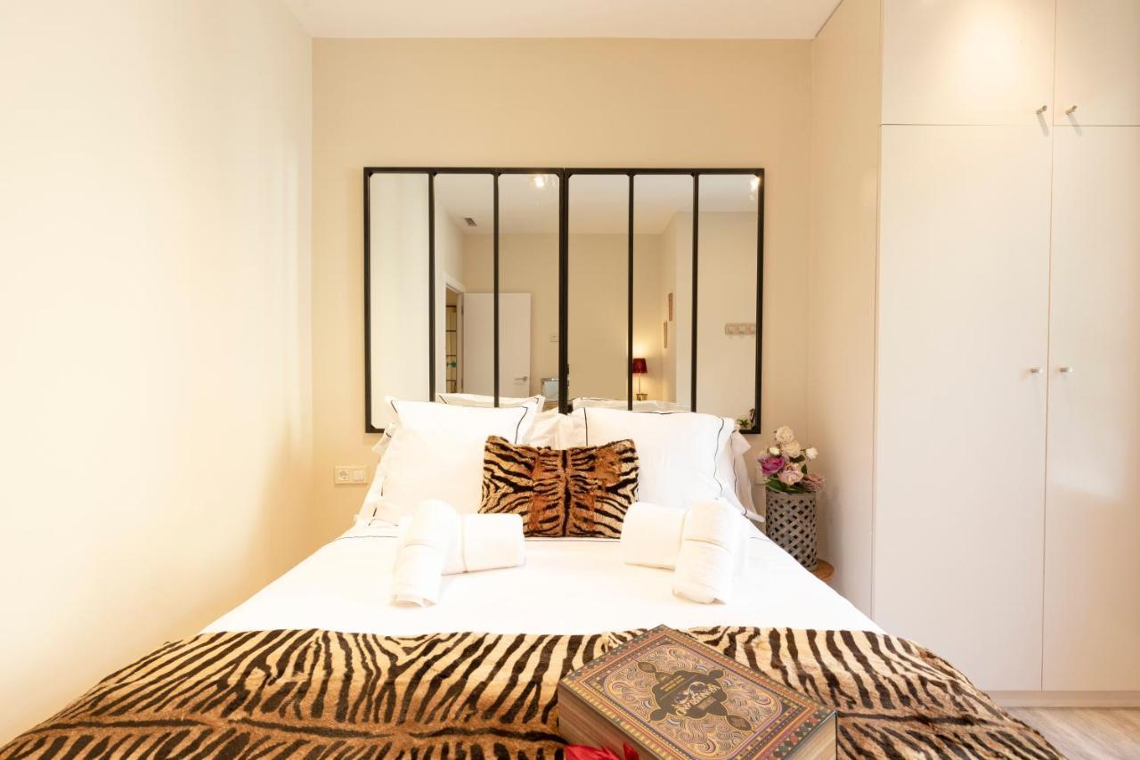 Chic Apartments บาร์เซโลนา ภายนอก รูปภาพ