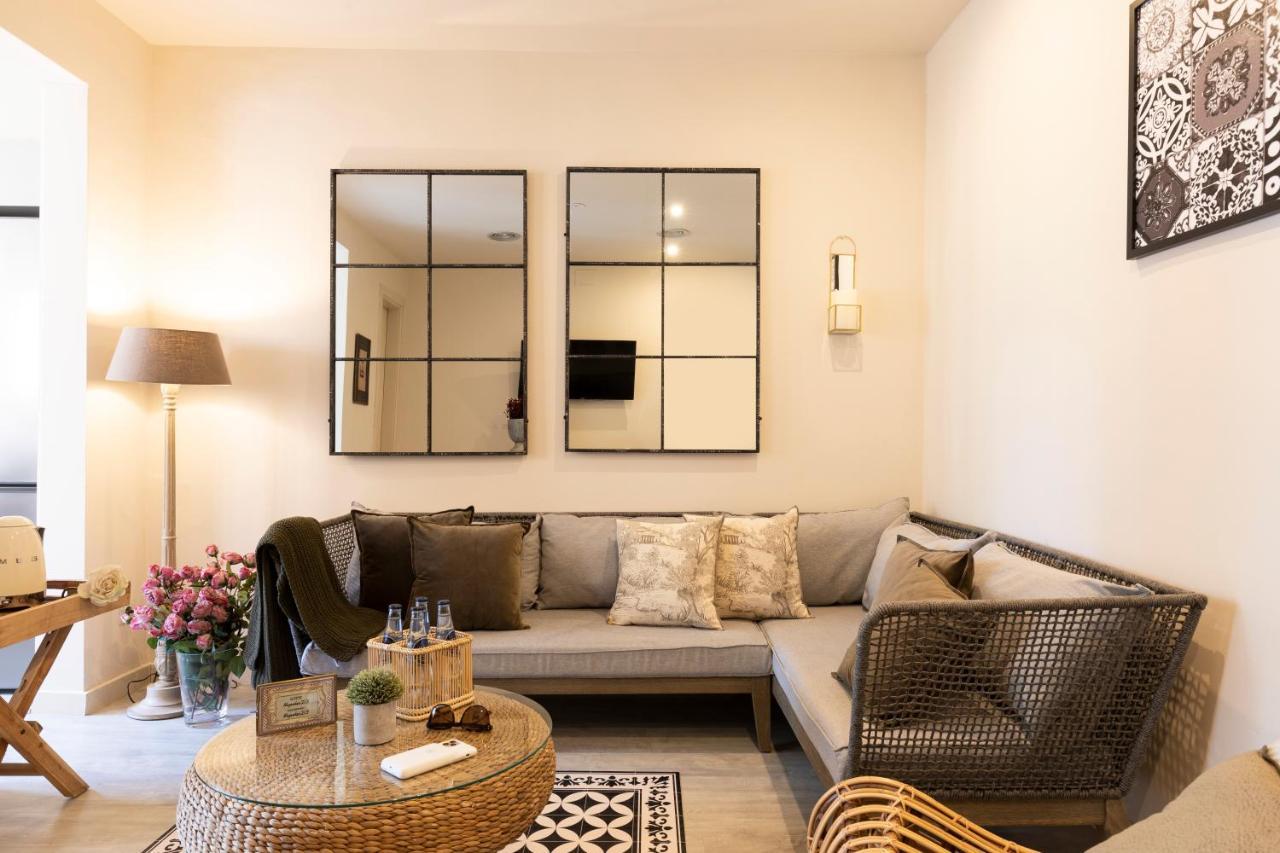 Chic Apartments บาร์เซโลนา ภายนอก รูปภาพ
