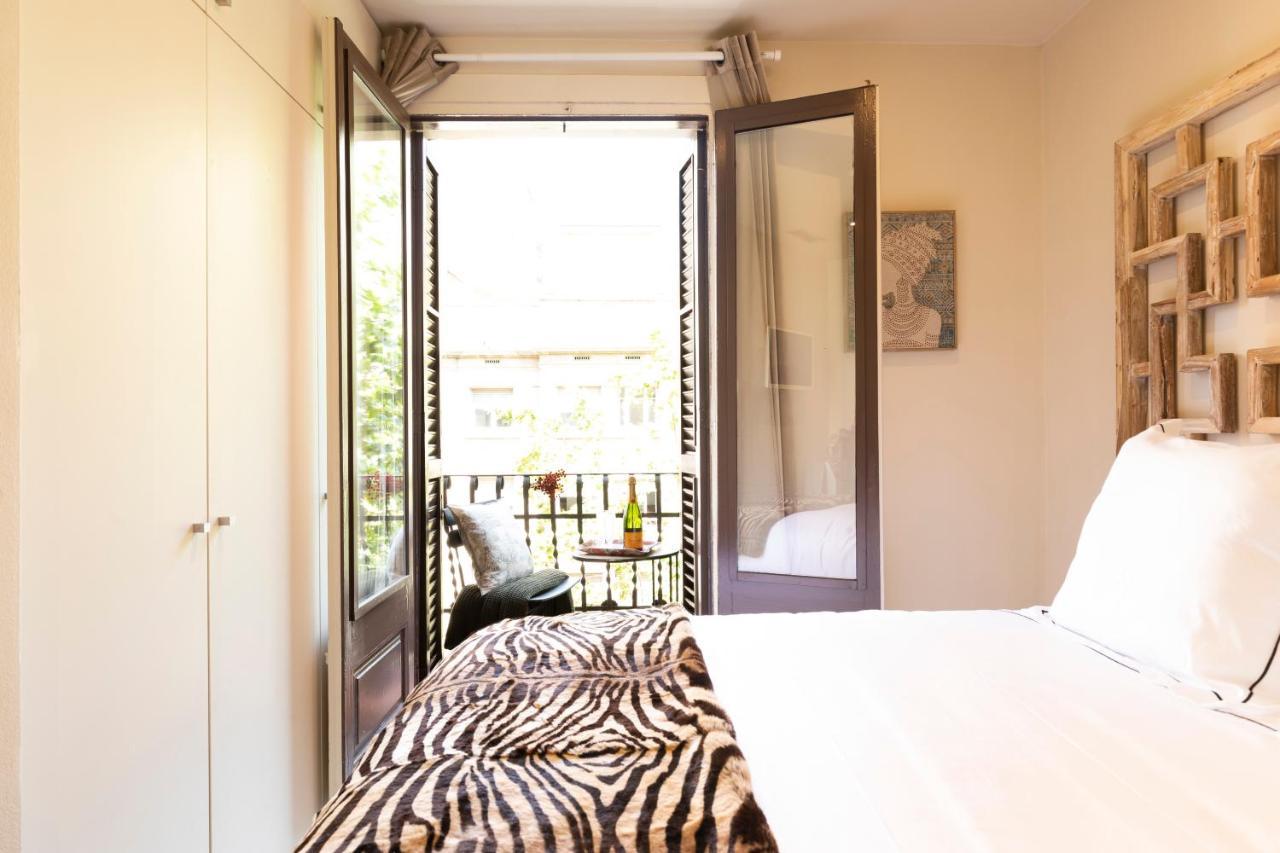 Chic Apartments บาร์เซโลนา ภายนอก รูปภาพ