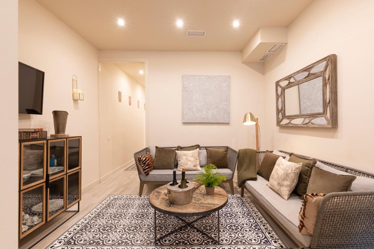 Chic Apartments บาร์เซโลนา ภายนอก รูปภาพ